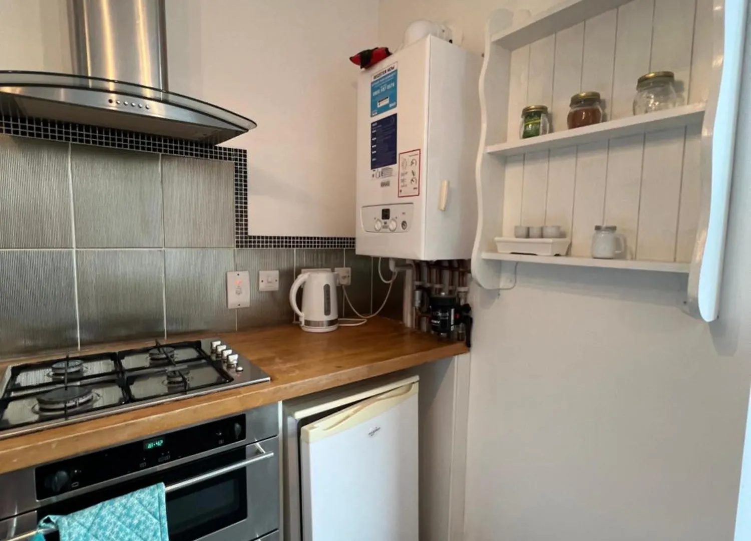 Stunning 2 Bed Flat In Central Canton, Cardiff Apartment